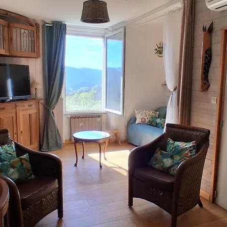Apartment La Libellule, Piscine, Climatisation, Wifi, Vue ,jardin ,parking