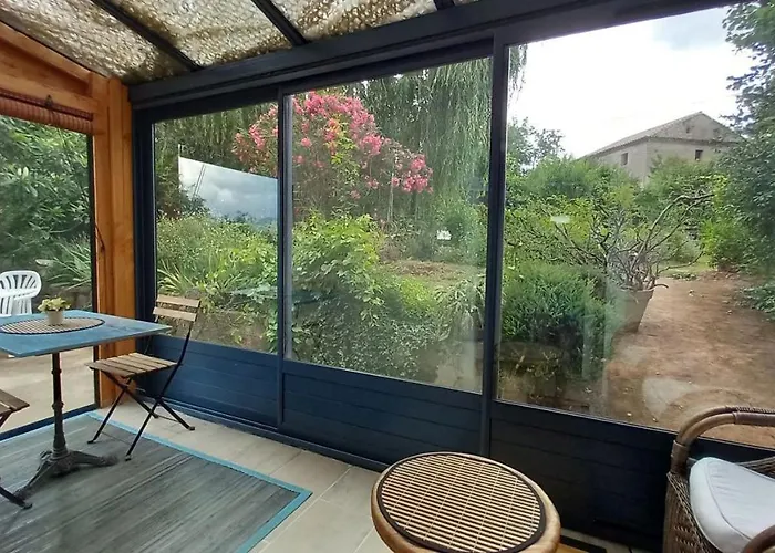 La Libellule, Piscine, Climatisation, Wifi, Vue ,jardin ,parking * لو فيغان