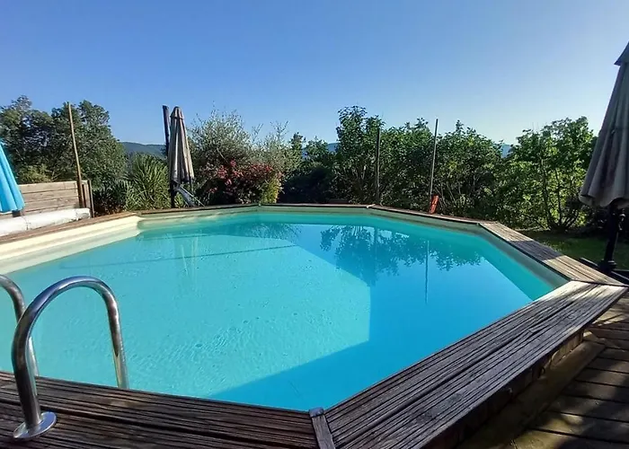 La Libellule, Piscine, Climatisation, Wifi, Vue ,jardin ,parking شقة لو فيغان